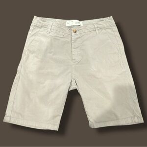 YoungLA slimfit gray chino shorts size 32